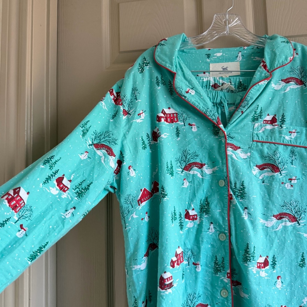 Printfresh Teal Holiday Print Pajama Set with Red Accents - Picture 4 of 13